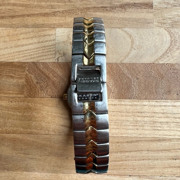 Skagen Denmark ladies two-tone modern bangle bracelet watch NEW BATTERY main image 4